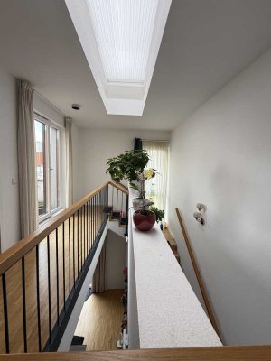 Stilvolle Reihenhaus-Villa in Kirchrode – 145 m² mit Luxusausstattung, Garten & Garage