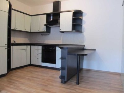 LEBEN DIREKT IN DER ALTSTADT ! attraktive 2 Zi. Whg. mit Einbauküche