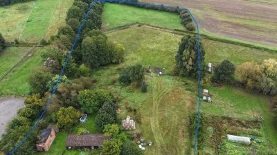 Ideal für Tierhaltung & Landwirtschaft: Mehrfamilienhaus mit Stall, PV-Anlage & 2 ha Acker