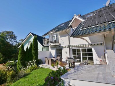 Großzügige, moderne Doppelhaushälfte in grüner Stadtrandlage von Haan