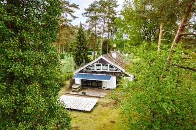 Ein- oder Zweifamilienhaus mit weitläufigem Waldgrundstück in Brietlingen-Moorburg.