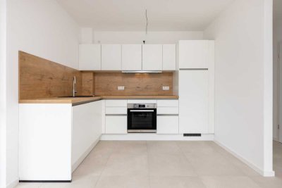 Bezug in eine schöne 2 Zimmerwohnung mit Einbauküche in Dallgow-Döberitz