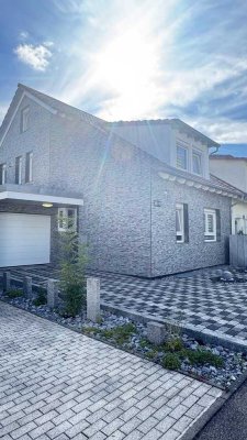 Exklusive DHH in beliebter Lage in Vaihingen an der Enz
