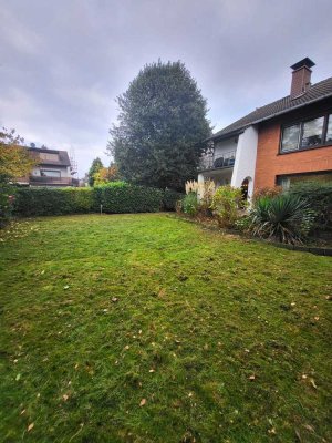 Gehobene und lichtdurchflutete 3-Zimmer Wohnung mit Terasse, Garten und Garage