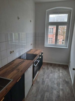 Gemütliche 2-Raum-Wohnung im Hinterhaus, 3. OG, frisch renoviert