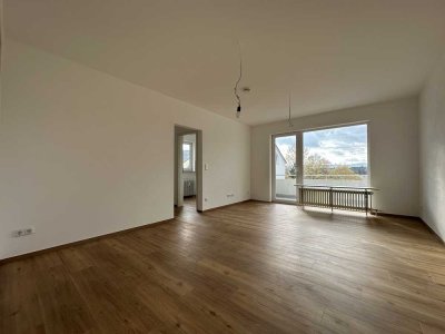 Erstbezug nach Modernisierung: 2-ZKB mit 2 Balkonen in