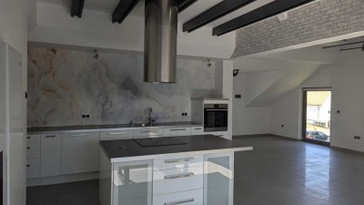 Modernes Industrial-Loft (126 m²) – sofort verfügbar