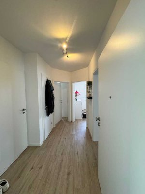 3-Zimmer-Wohnung im 2. OG mit Tageslichtbad und Balkon