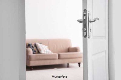 Ihr Traumhaus: Doppelhaushälfte mit Garten, Pool und Garage