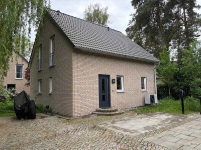 Einfamilienhaus nahe Wasser und Wald