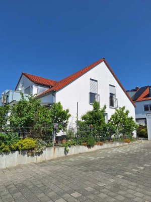 Exklusive 2 Zimmerwohnung in kleiner Anlage