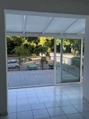 Sonnendurchflutete 2-Zimmer Wohnung mit großer Terrasse in Mainz-Hartenberg/Münchfeld