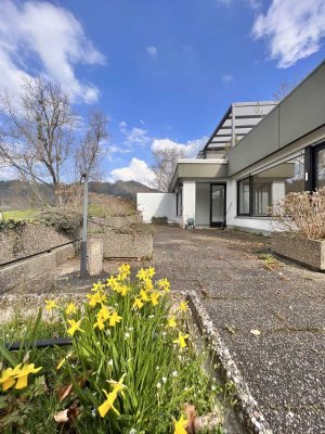 Lichtdurchflutete Traumwohnung in Randlage!
Riesige Terrasse (ca. 68 qm²) für Sonnenliebhaber!