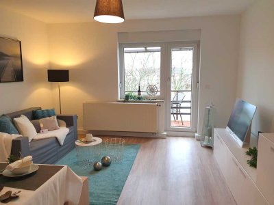Moderne und helle 3-Raum Wohnung mit Balkon, Tageslichtbad, Laminat, Keller, Dachboden