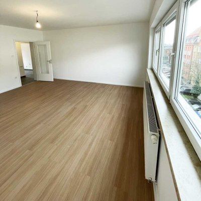 Sofort frei & ohne Provision - Renovierte 3-Zimmer-Wohnung mit Balkon – U-Bahn um die Ecke