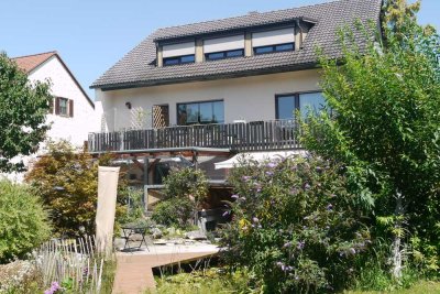 Wunderbare 3-Zimmer-Wohnung mit gehobener Innenausstattung mit Einbauküche in Nürnberg