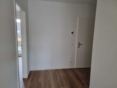 Moderne 3-Zimmer Wohnung mit 2 Balkonen im 3. OG in Köln-Buchheim