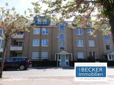 Exklusiv ausgestattete 2,5-Zi.-Whg., EBK, TG-Stellplatz, zentral in Büderich
