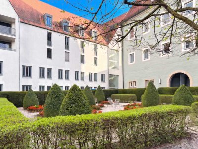 Ulm-City *GRÜNER HOF*  Exklusive 4-Zi. Wohnung mit Loggia, tollem Münsterblick, EBK und 2 TG's