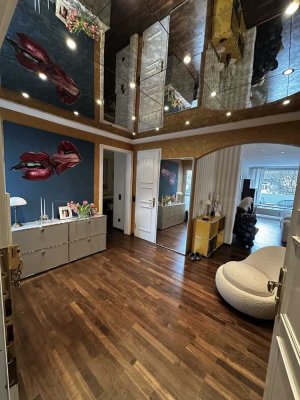 Außergewöhnliches Penthouse mit 3 Zimmern, Dachterrasse und Marmor-Bädern in München-Obermenzin