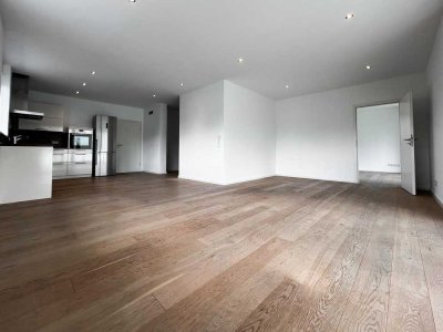 KL - Nord, Außergewöhnliche 3 ZKB, XXL Balkon, Garage, 2 Bäder, Einbauküche
