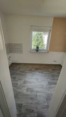87.08 schöne 2 ZKB  Wohnung, Waisenhausstraße 12 in Pirmasens.