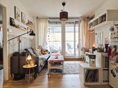 Entzückende Zweizimmerwohnung mit Loggia, 35 m² WNFL +3,5 m² Loggia, Küche gegen Ablöse, barrierefrei, Nähe Straßenbahn und Lentia-City