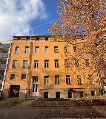 2-RW mit Einbauküche in begehrter Lage zu vermieten!