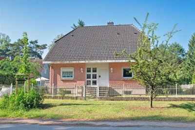 Einfamilienhaus mit Ausbaureserve - Eckgrundstück in Bergfelde
