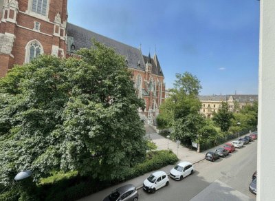 Altbaujuwel mit Blick auf die Herz-Jesu-Kirche!