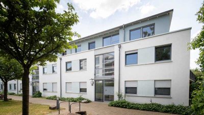Helle Eigentumswohnung mit Süddachterrasse und TG-Stellplatz in der Gartenstadt-Nord in Nippes