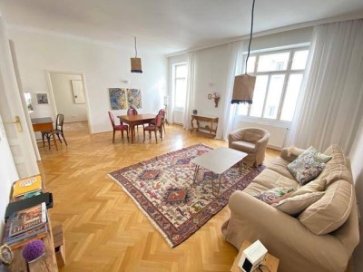 geräumige 2 Zimmer Altbauwohnung 74 m² in absoluter Hofruhelage