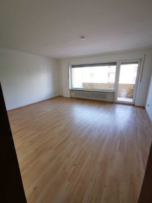 Sonnige 3 Zimmer Eigentumswohnung mit grossem Balkon und TOP Grundriss