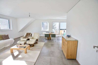 Freundliche und gepflegte 1,5-Raum-Wohnung mit Einbauküche in Niesky