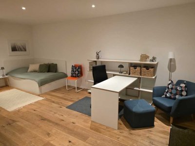 Neuwertige 1-Zimmer Wohnung mit Balkon in München-Au
