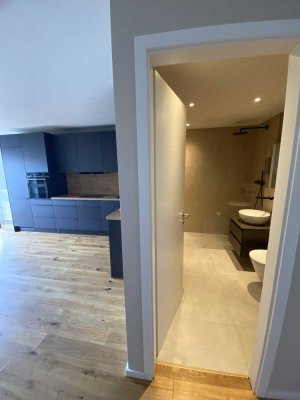 Attraktive 2-Zimmer-Wohnung mit Einbauküche und Balkon