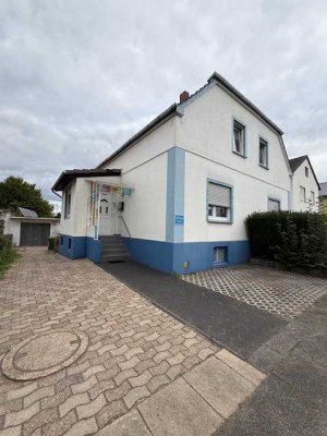 Zweifamilienhaus mit riesigem Potenzial - Jetzt leerstehend und bereit für Ihre Ideen