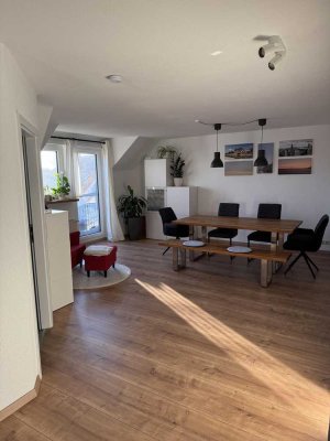 *reserviert* sanierte 145qm Maisonette-Wohnung in Weisendorf - 5 Zimmer, 2 Balkone, 2 Stellplätze