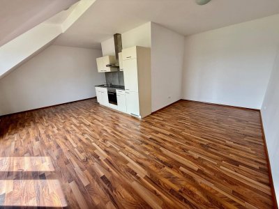 Ab Jänner verfügbar: Schöne 2-Zimmer Dachgeschosswohnung in Pottenbrunn