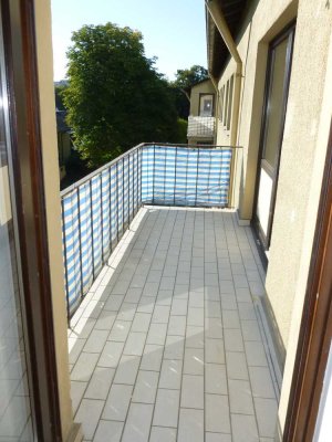 Helle 3 Zimmer Wohnung in Porz Eil mit Balkon