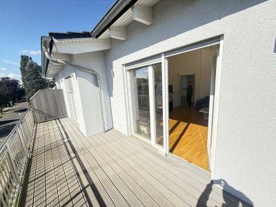 WE08 moderne lichtdurchflutete 3-Zi.-DG-Whg. mit unverbaubarem Fernblick