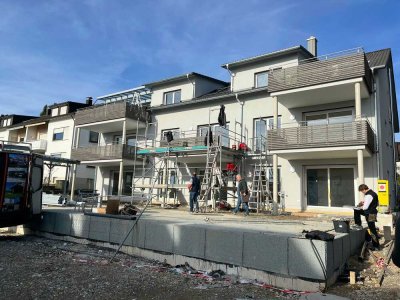 4 Zimmer Dach-Geschoss-Wohnung in einem Neubau mit Alpenpanorama (7)