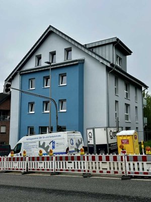 Wohnberechtigungsschein! Wohnung mit Aufzug und schönem großen Balkon