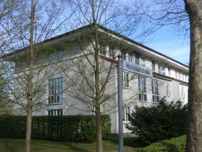 St.Magnus für Kapitalanleger: Vermietete 3-Zimmer-ETW mit Garten und Carport