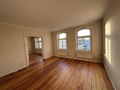 Frischmodernisierte 4- Zimmer Altbauwohnung in Schleswig