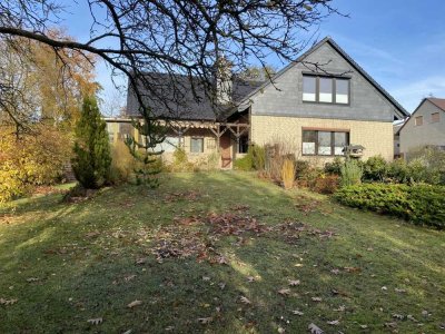 Großzügiges Einfamilienhaus mit hochwertig saniertem Erdgeschoss – ideal für Familien & Generationen