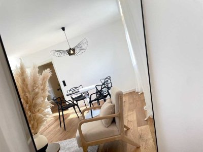 PROVISIONSFREI: Sanierter Wohntraum mit 9. OG Fernblick & Balkon - Einziehen & Wohlfühlen