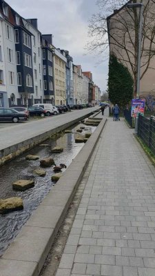 Wohnung im EG für WG, 2,5 Zimmer, Küche, Bad ca. 68,5 m²  im EG