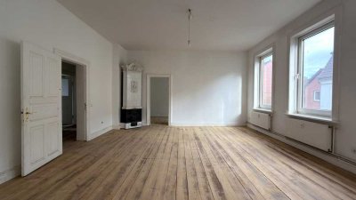 Großzügige 4-Zimmer-Altbauwohnung mit Charme in Kiel-Gaarden