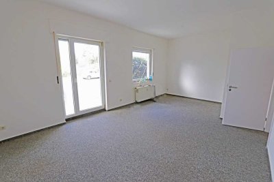 Schicke Erdgeschosswohnung mit kleiner Terrasse